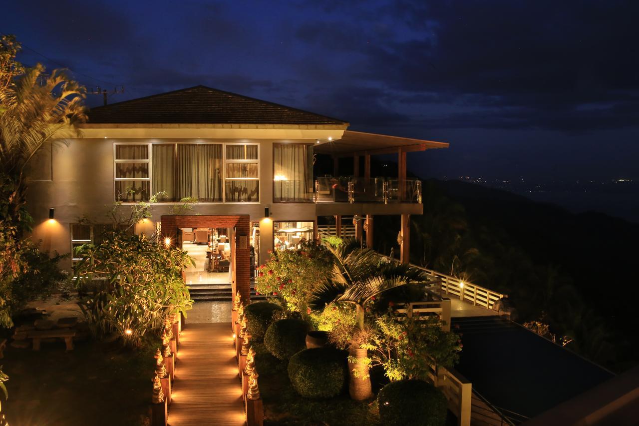 The Oriental Luxury Suites Alfonso Экстерьер фото